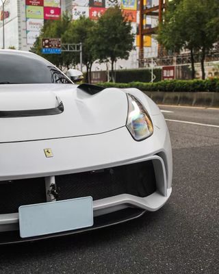 Ferrari F12 Carbon Fiber body Kit F12 Novitec N-largo-stijl voor- en achterbumper wielboog F12 voorlip diffuser spoiler