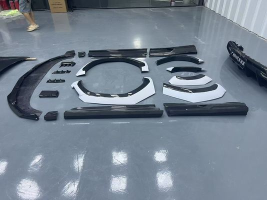 Lamborghini Urus Carbon fiber body Kit URUS 1016 stijl carbon fiber voorlip diffuser spoiler motorkap wiel boog