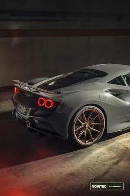 Novit Style Carbon Fiber Body Kit voor Ferrari F8 Carbon Fiber Body Kit Voorkop Schaaf Achter Diffuser Spoiler