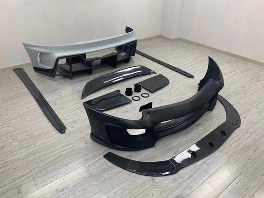 Voor Ferrari 599 Body Kit 599 Upgraded VORS Style Voor- en achterbumper zijkant rok Spoiler Carbon Fiber Body Kit