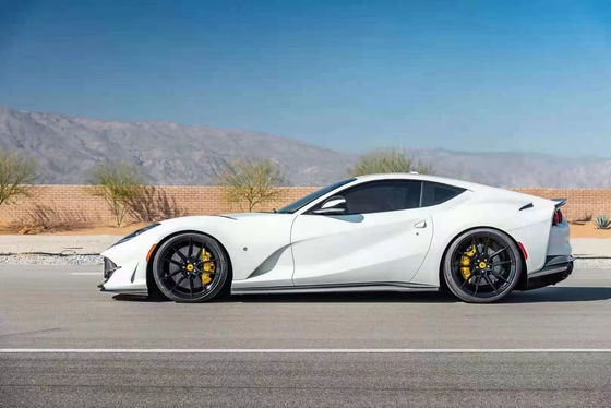 Droge koolstofvezel voor Ferrari 812 Carbon Fiber Body Kit 812 Upgraded Nivic Style Front Lip Diffuser Spoiler Hood