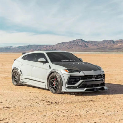 LB Style Wide-body Kit voor Lamborghini URUS Carbon Fiber Body Kit Urus Carbon Fiber Front Lip Diffuser Spoiler Wide-body Kit