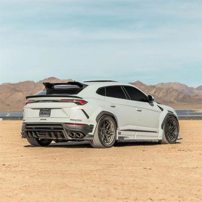 LB Style Wide-body Kit voor Lamborghini URUS Carbon Fiber Body Kit Urus Carbon Fiber Front Lip Diffuser Spoiler Wide-body Kit