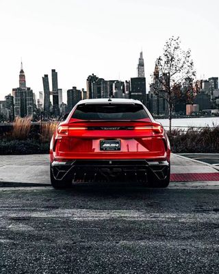 Nieuwe Lamborghini URUS Body MSY Style Voor- en achterbumper Auto onderdelen