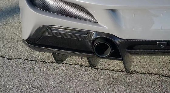 Autoonderdelen voor Ferrari F8 Carbon Fiber Body Kit F8 Upgrade Novi Style Diffuser Carbon Fiber Diffuser