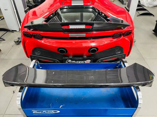 Spoiler van koolstofvezel Spoiler van koolstofvezel voor Ferrari SF90 SF90 Opgewaardeerde OEM-stijl Spoiler Tail