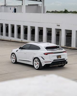 Lamborghini URUS Carbon Body Kit NT Style Voorlip Diffuser Spoiler Custom Wide Body Kits