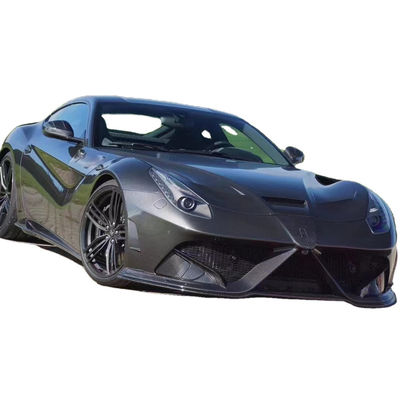 Voor Ferrari F12 Droog koolstofvezel body kit F12 Opgewaardeerde MSY stijl voor- en achterbumper spoiler hood