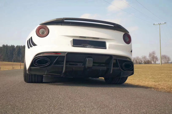 Voor Ferrari F12 Droog koolstofvezel body kit F12 Opgewaardeerde MSY stijl voor- en achterbumper spoiler hood