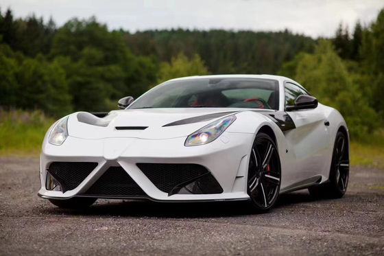 Voor Ferrari F12 Droog koolstofvezel body kit F12 Opgewaardeerde MSY stijl voor- en achterbumper spoiler hood