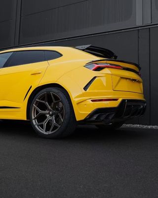 Gele Lamborghini Urus Body Kit Carbon Fiber Front Lip Luxe Car Diffuser Widebody Kit