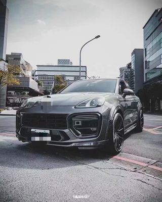 Cayenne Carbon Fiber Body Kit voor Porsche Cayenne MTR Droog Carbon Fiber Body Kit Voor- en achterbumpers