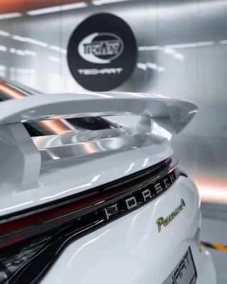 Autoonderdelen voor Porsche Palamela 971 Spoiler De Palamela 971 is verbeterd met een Techart Style Carbon Fiber Spoiler