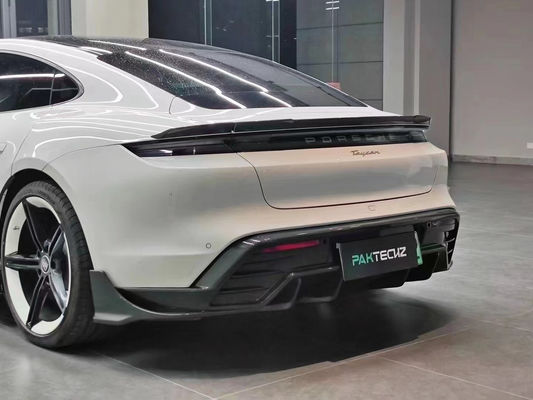 Droog koolstofvezel koolstofvezel body kit voor Porsche Taycan Taycan Upgrade PAKTECHZ Style Front Shovel Diffuser Spoiler body kit