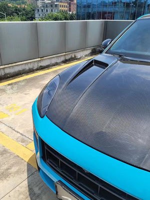 2019 Zwarte Porsche Cayenne Body Kit TH Style Hood Motor Cover Droge koolstofvezel