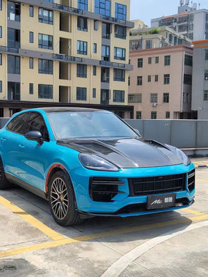 2019 Zwarte Porsche Cayenne Body Kit TH Style Hood Motor Cover Droge koolstofvezel