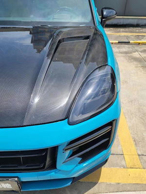 2019 Zwarte Porsche Cayenne Body Kit TH Style Hood Motor Cover Droge koolstofvezel