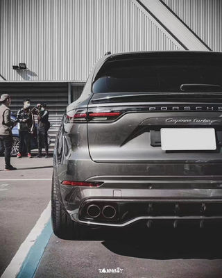 Cayenne Porsche Body Kit Droog koolstofvezel MTR-stijl voorlippendiffuser