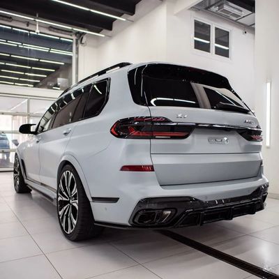 Voor BMW X7 Carbon Fiber Body Kit X7 Carbon Fiber Front Lip Diffuser Spoiler Hood Side Skirt Wide Body Kit