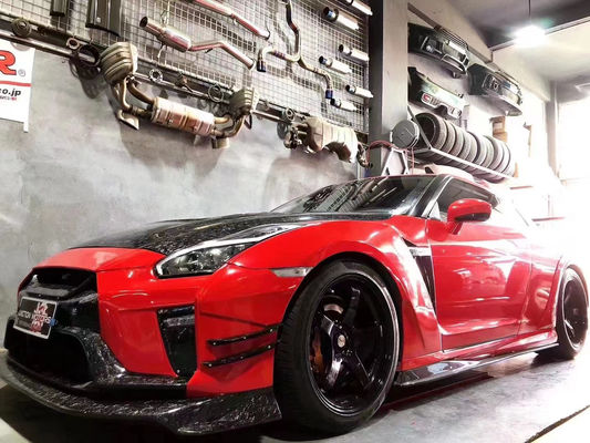 Voor Nissan GTR Body Kit GTR R35 Upgrades de VARIS-stijl Carbon Fiber Front en Rear Bumper Spoiler Body Kit