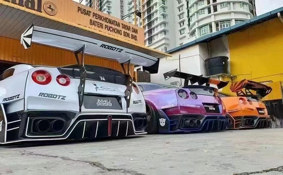 Op maat gemaakte 2022 Nissan Body Kit Voor- en achterkant GTR R35 Auto Bumper Covers