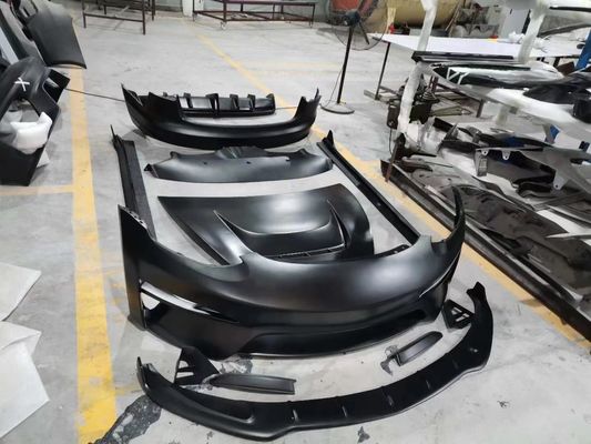Verkoop MODEL 3 Body Kit Upgrade voor de Tesla Model 3 Met robot-stijl voor- en achterbumper spoilers
