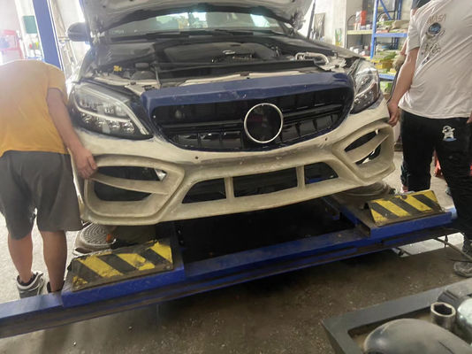 Autoonderdelen voor Mercedes W205 C180 C260 C300 Body Kit W205 C180 C260 C300 Upgraded IMP Style Front Bumper Body Kit