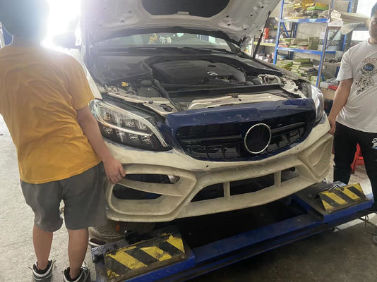 Autoonderdelen voor Mercedes W205 C180 C260 C300 Body Kit W205 C180 C260 C300 Upgraded IMP Style Front Bumper Body Kit