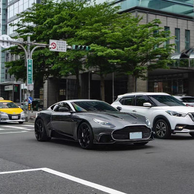 DB11 Aston Martin Body Kit Custom Kleur Hood Carbon Fiber Motorluik 2017-